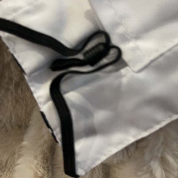 New set/4 Halloween face masks - Picture 6 of 6